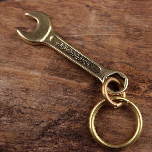 The brass keychain seen in the physical store, all exquisite, men like news 图8张