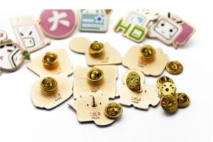 custom lapel pin