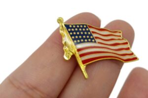custom lapel pin