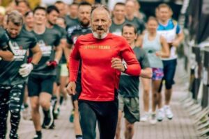 50-year-old people, how long is the distance and how much is the distance?