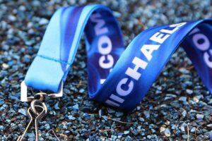 Check the common quality problems in the production of lanyard, to help you judge the quality of the lanyard manufacturer