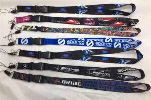Thermal transfer printing lanyard (33)