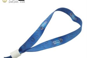 Custom heat transfer wristband