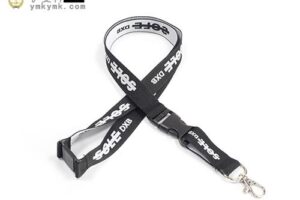 The development of mobile phone lanyard in the future business gift is very considerable