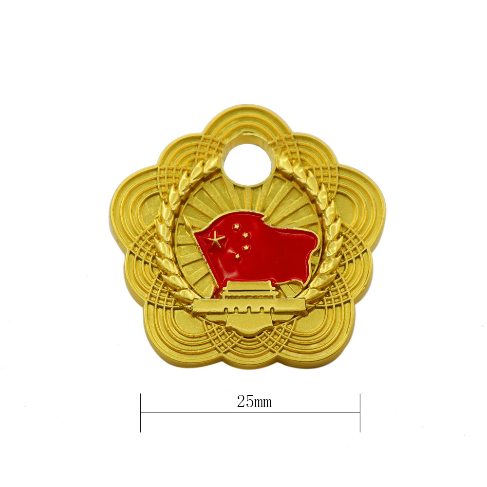 Metal badge in custom design Badge 图1张