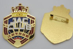 Why won’t zinc alloy badge customization rust? in custom design