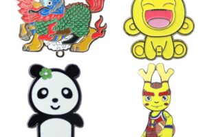 The difference between imitation enamel insignia and lacquered insignia