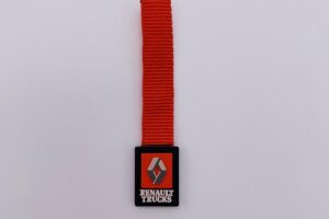 The silicone pull card