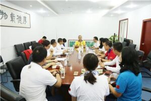 Discussion of guide dog project to help accurately assist the disabled — Shenzhen and Dalian lion friends lion business exchange forum held smoothly