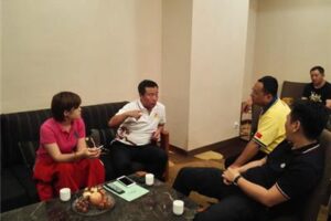 Huatian Service Team: held the sixth regular meeting of 2016-2017