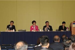 英 文 forum: Timely service to learn and grow