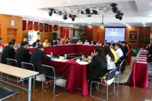 Lions Club shenzhen held its first board meeting for 2014-2015
