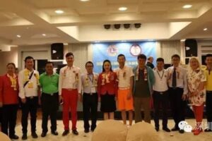 Drink up and enjoy the Thai lion friendship