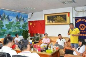 Hualin Service Team: held the fourth regular meeting of 2016-2017