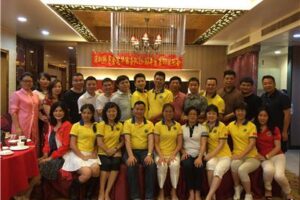Longhua Service Team: held the 10th regular meeting of 2015-2016