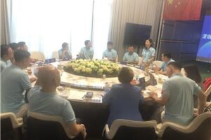 Right Way Service Team: Hold the fourth captain team meeting and regular meeting of 2020-2021