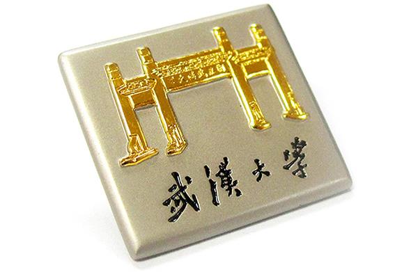 Some considerations when designing the badge LAPEL PIN badge factory Blog 图1张