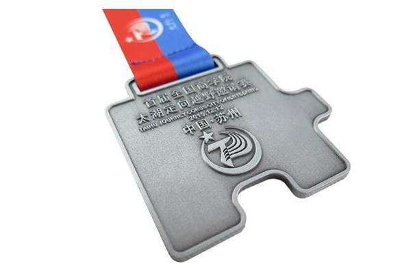 Medal customization: gold, silver, nickel plating which is better? -IMK Gift LAPEL PIN badge factory Blog 图1张