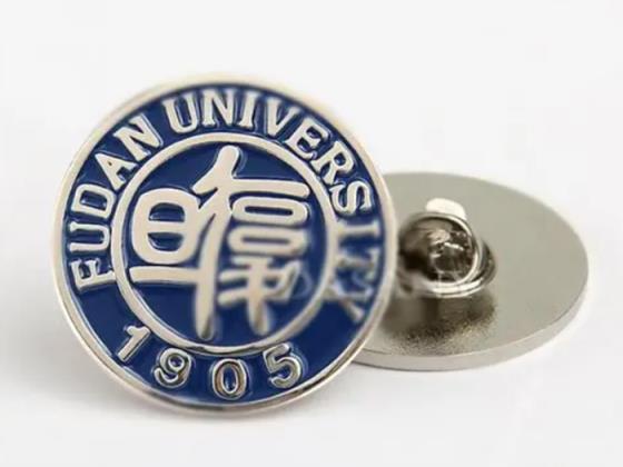 badge customization is easy to overlook several issues -IMK gift LAPEL PIN badge factory Blog 图1张